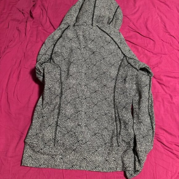 Lululemon size 10 scuba hoodie - Picture 3 of 3